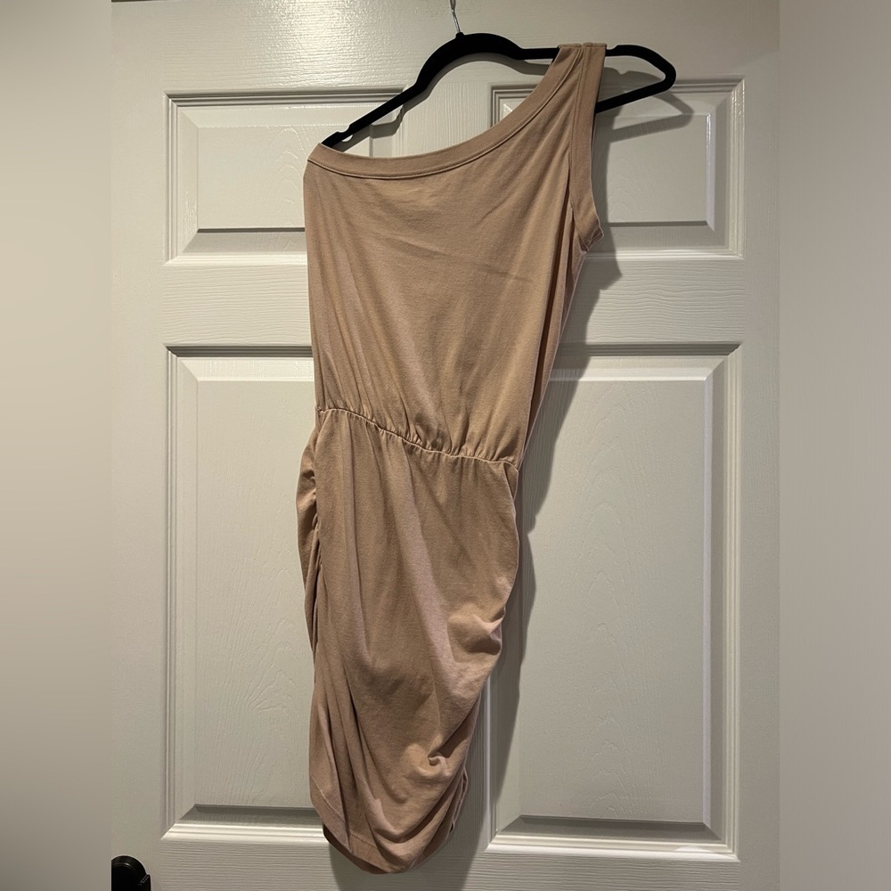 PHILANTHROPY BEIGE ONE SHOULDER RUCHED DRESSED SIZE XS - Picture 5 of 8